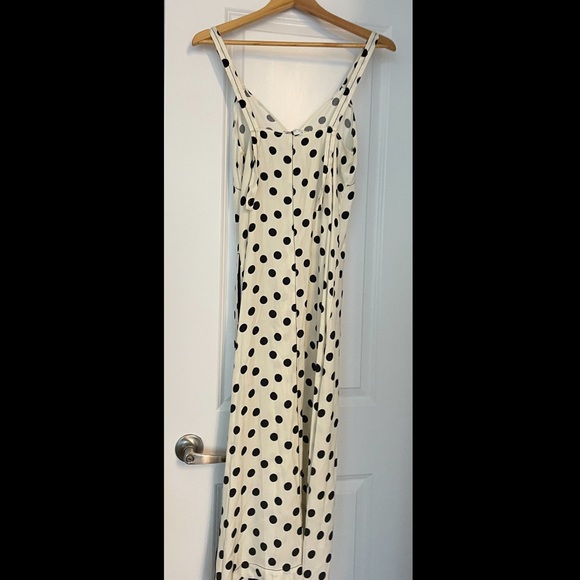 New with tags Zara dress.  White with black polka dots. Size Xs - Picture 9 of 13